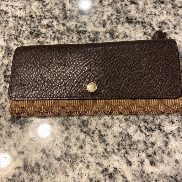 Coach Handbags - Coach Wallet
